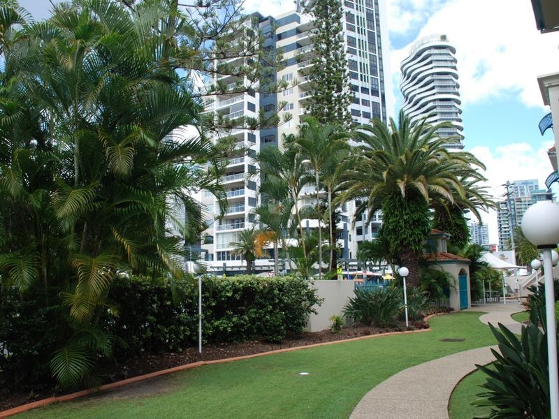 Broadbeach QLD 4218