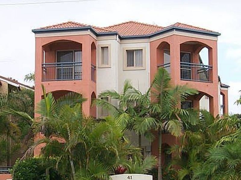 6/41 Britannia Avenue, Broadbeach QLD 4218