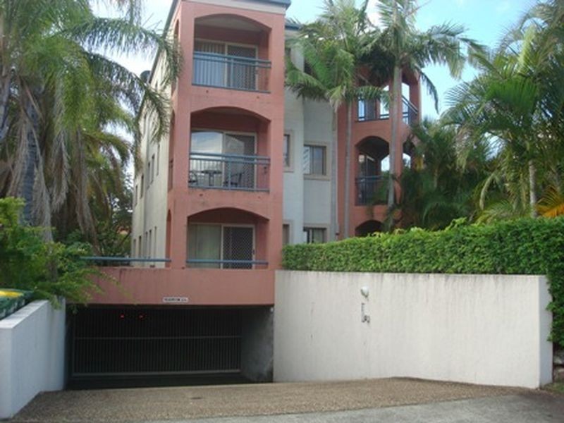 6/41 Britannia Avenue, Broadbeach QLD 4218