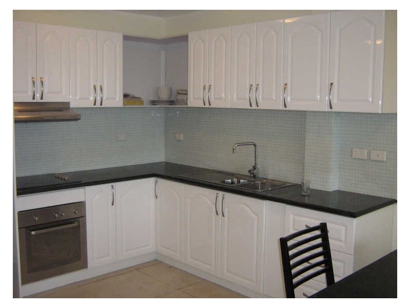 Clear Island Waters QLD 4226