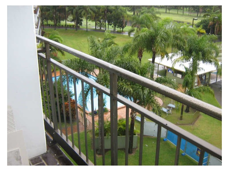 Clear Island Waters QLD 4226