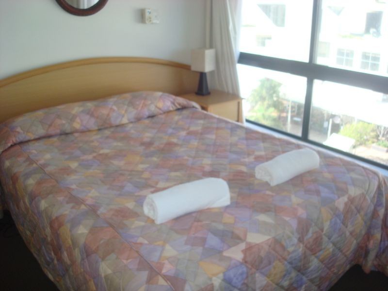 Broadbeach QLD 4218