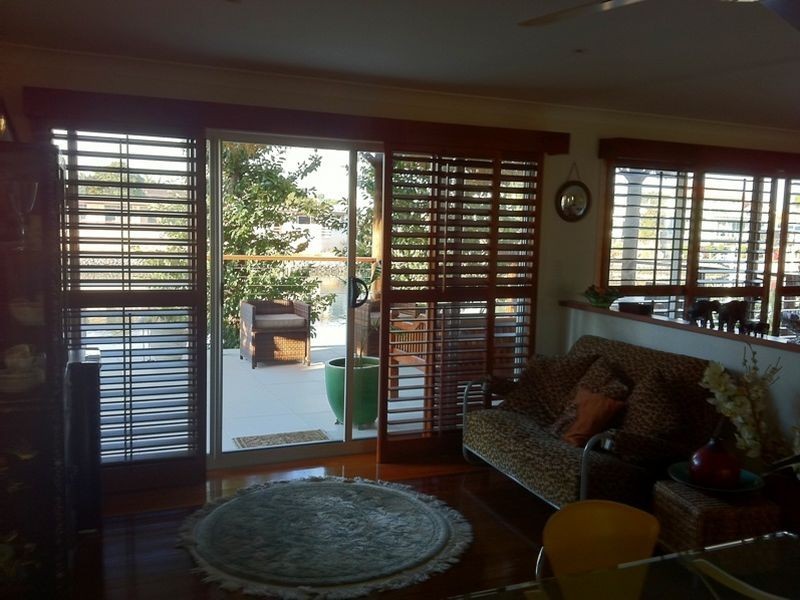 19 Miami Key, Broadbeach Waters QLD 4218