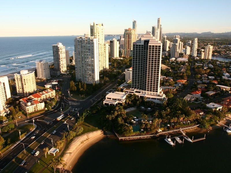 181/2 Admiralty Drive, Surfers Paradise QLD 4217