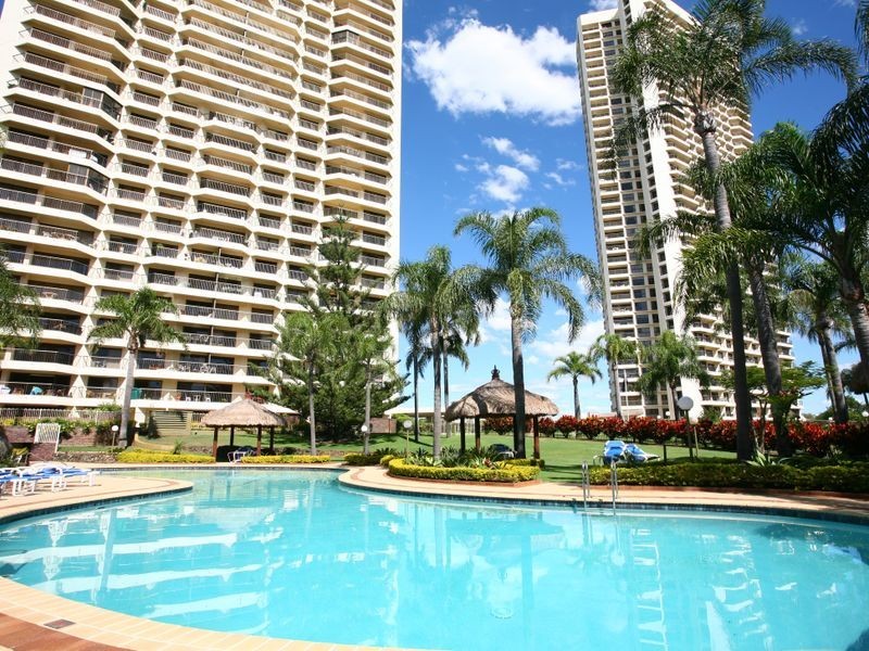 181/2 Admiralty Drive, Surfers Paradise QLD 4217