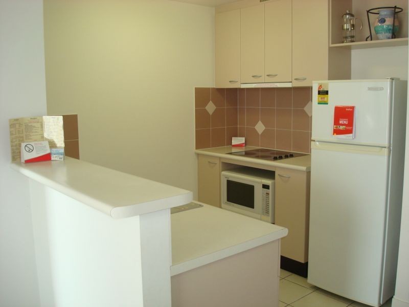 601/30-32 Surf Parade (Neptune Resort), Broadbeach QLD 4218