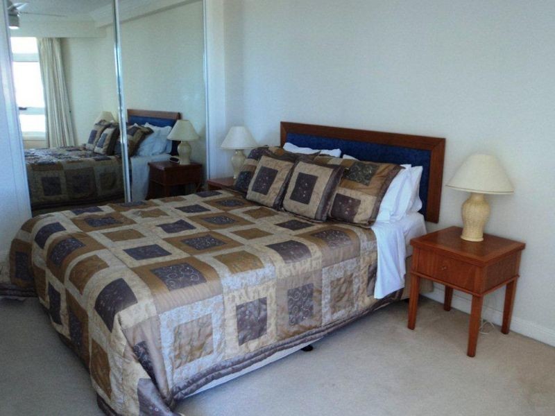 2515/24 Queensland Avenue (The Phoenician East), Broadbeach QLD 4218