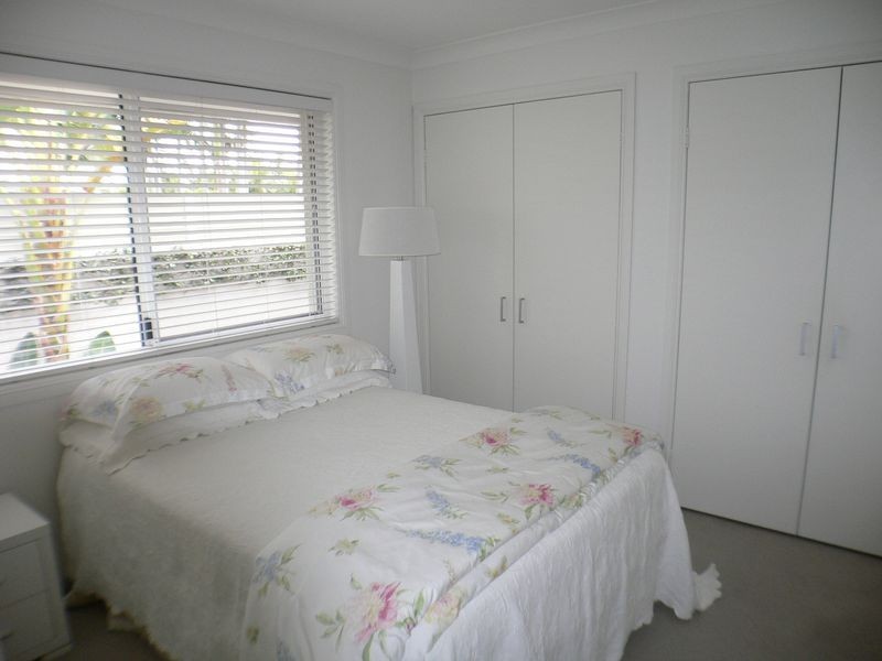 Clear Island Waters QLD 4226