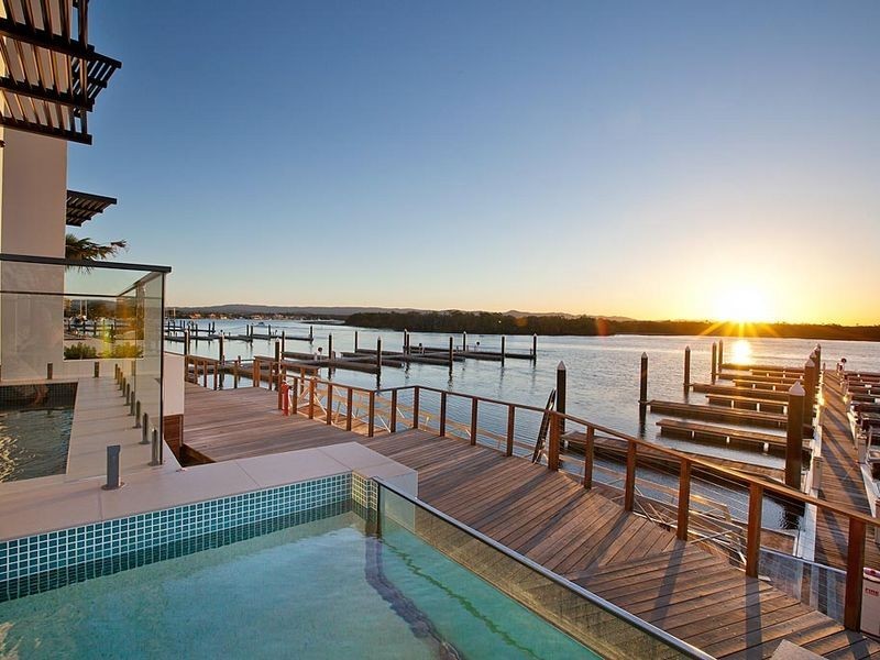 Paradise Point QLD 4216