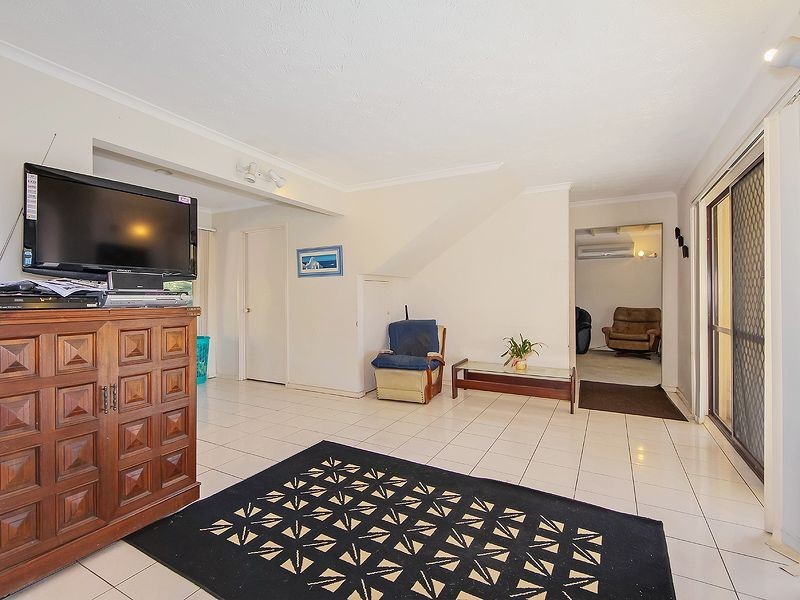 145 Rio Vista Boulevard, Broadbeach Waters QLD 4218