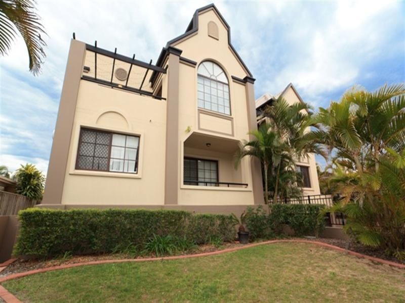 5/5 Sportsman Avenue, Mermaid Beach QLD 4218