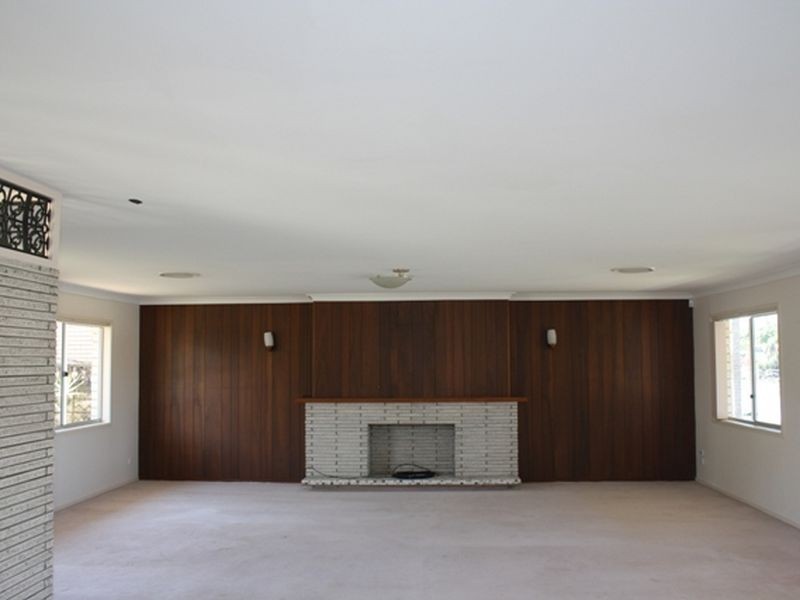 1 Sheridan Park Avenue, Broadbeach Waters QLD 4218