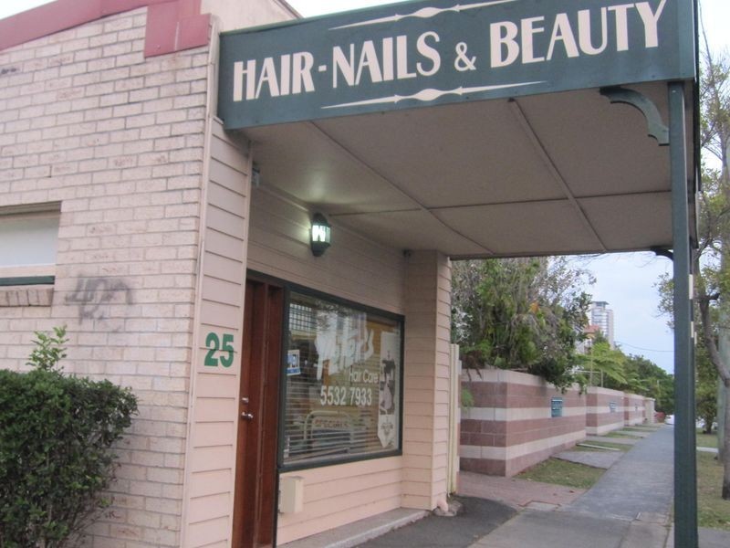 25 Johnstone Street, Southport QLD 4215