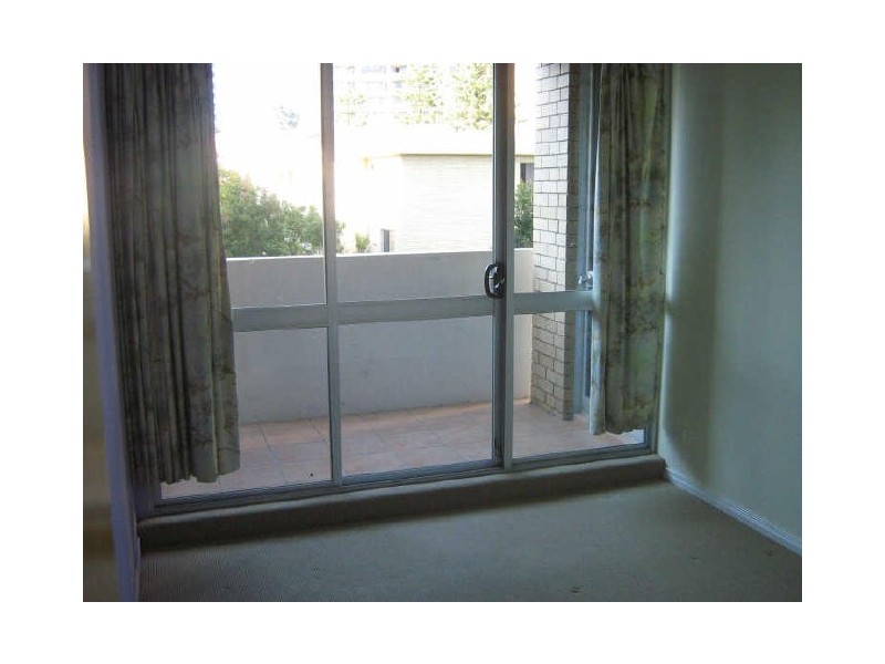14/189 Surf Parade, Broadbeach QLD 4218