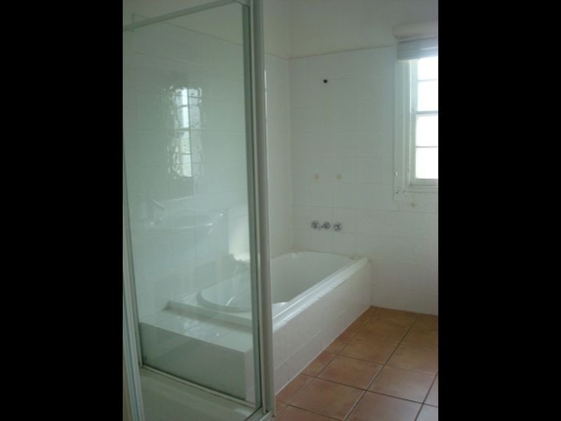 193 Scarborough Street, Southport QLD 4215