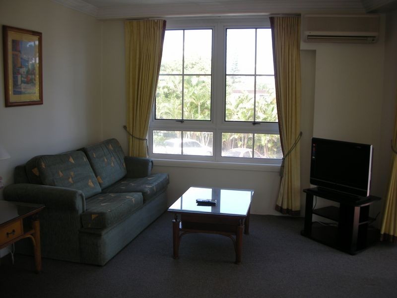 215/9 Beach Parade, Surfers Paradise QLD 4217