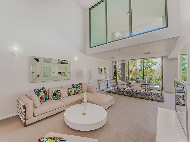22 Ben Lexcen Place, Robina QLD 4226