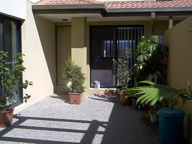 56/136 Palm Meadows Drive, Carrara QLD 4211