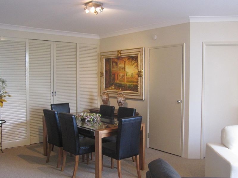 420/1 Paradise Island, Surfers Paradise QLD 4217