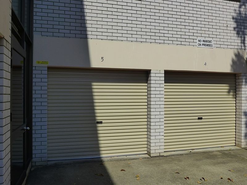 5/5 Jubilee Avenue, Broadbeach QLD 4218