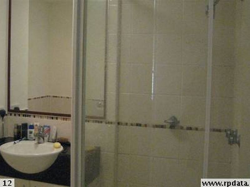 2/5 Sportsman Avenue, Mermaid Beach QLD 4218