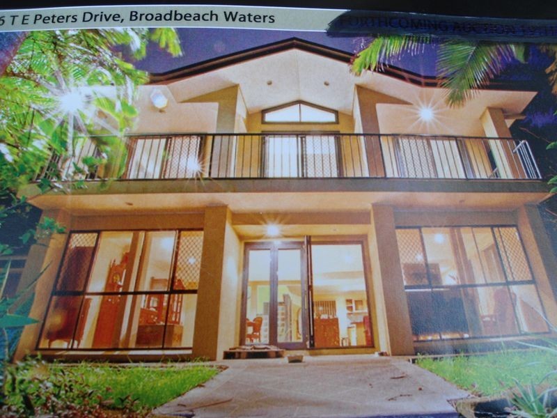 36 T E Peters Drive, Broadbeach Waters QLD 4218