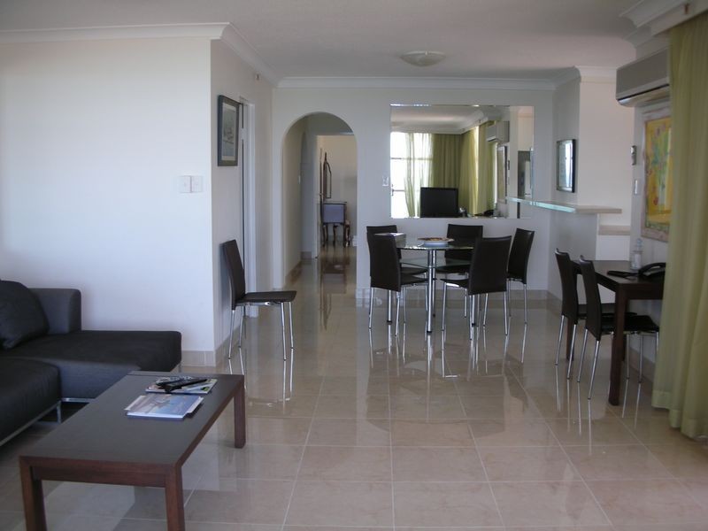 Broadbeach QLD 4218