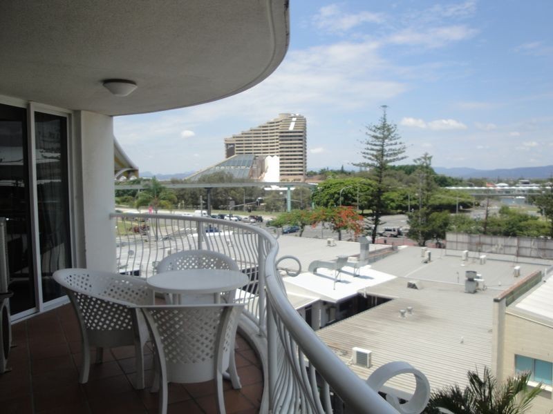 1312/90 Surf Parade (Phoenician East), Broadbeach QLD 4218