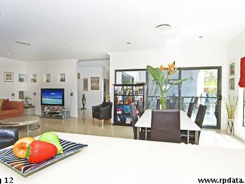 17 Peregrine Crescent, Coomera QLD 4209