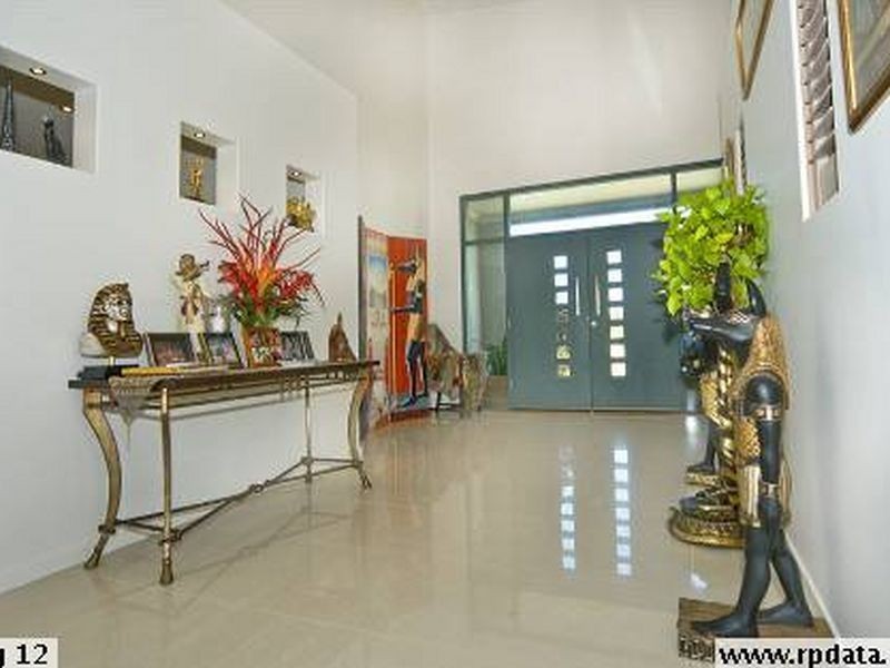 17 Peregrine Crescent, Coomera QLD 4209