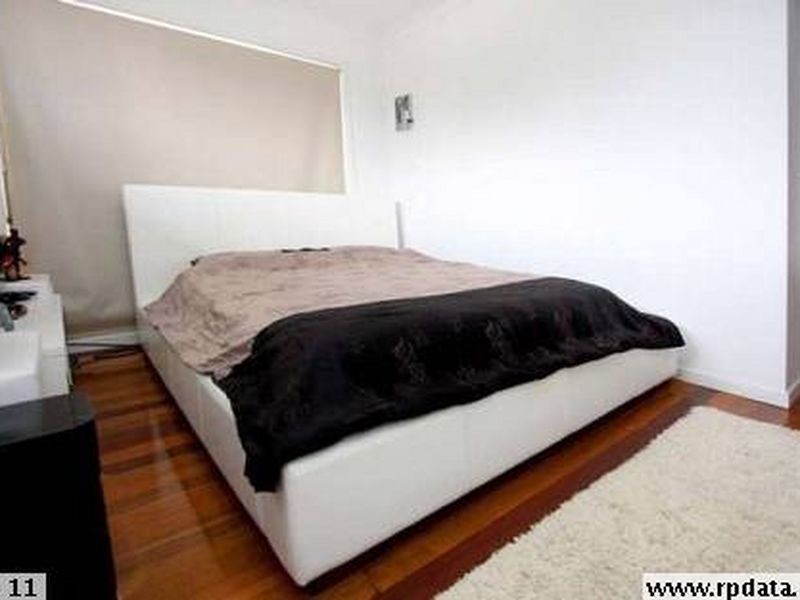 316 Bayview Street, Hollywell QLD 4216