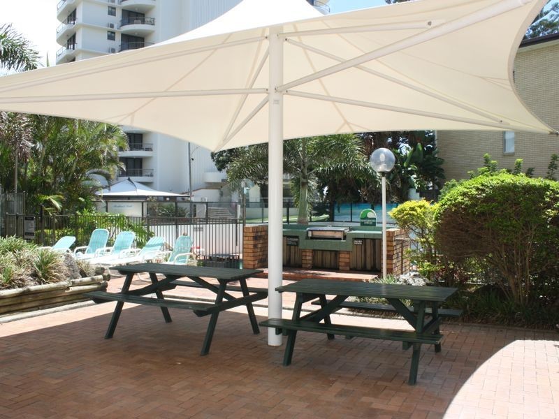 4-6 Britannia Avenue, Broadbeach QLD 4218