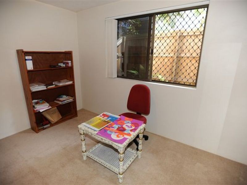 1/5 Jubilee Avenue, Broadbeach QLD 4218