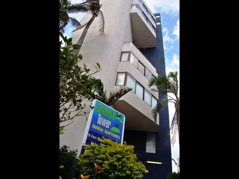 16/19 Fern Street (Columbia Towers), Surfers Paradise QLD 4217