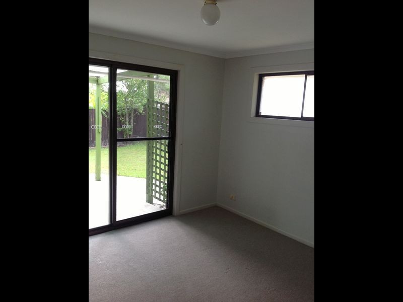 10 Dunsby Drive, Carrara QLD 4211