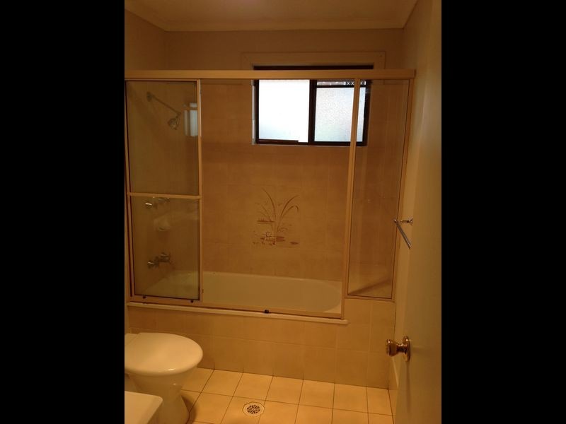 10 Dunsby Drive, Carrara QLD 4211