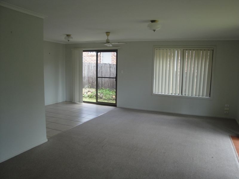 10 Dunsby Drive, Carrara QLD 4211