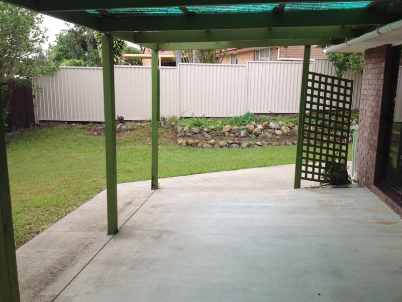 10 Dunsby Drive, Carrara QLD 4211