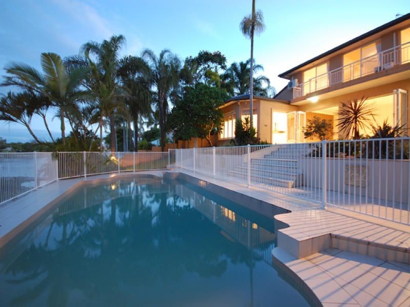 104 Edinburgh Road, Benowa QLD 4217