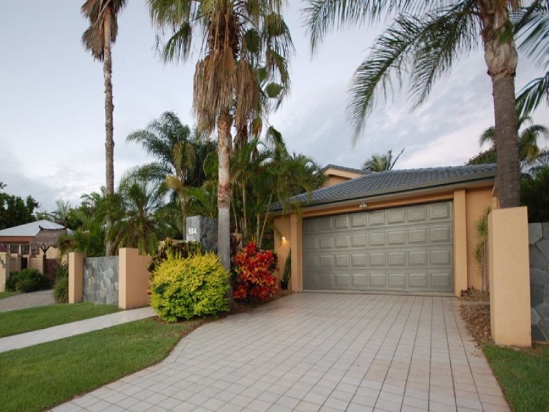 104 Edinburgh Road, Benowa QLD 4217