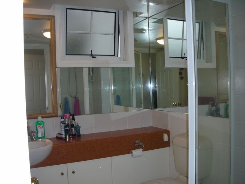 201/9 Beach Parade, Surfers Paradise QLD 4217