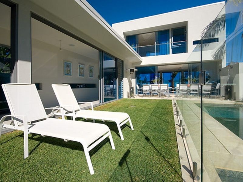 23 Freyburg Street, Bundall QLD 4217