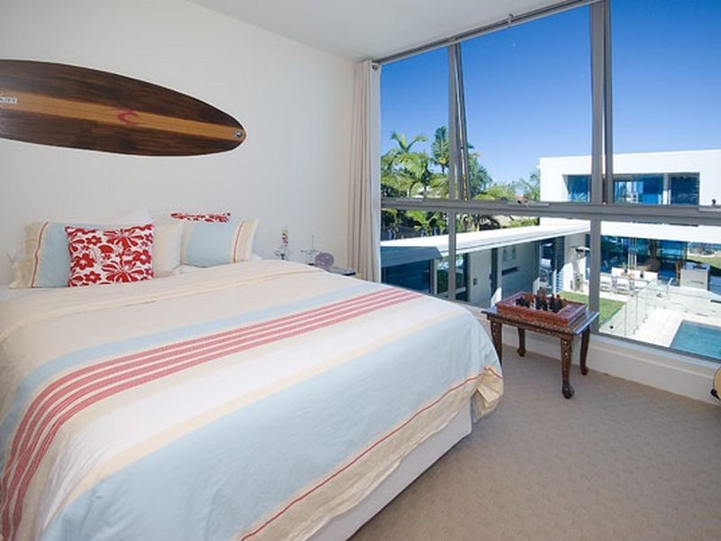 23 Freyburg Street, Bundall QLD 4217