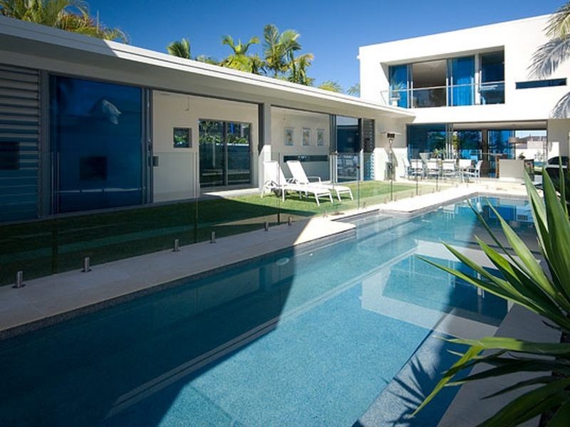 23 Freyburg Street, Bundall QLD 4217