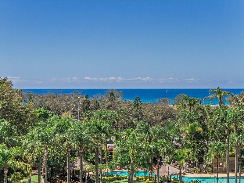 21/2 Admiralty Drive, Paradise Waters QLD 4217