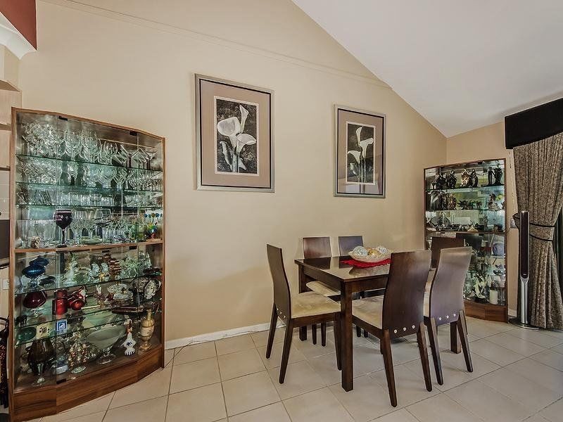 4/31 North Shore Avenue, Varsity Lakes QLD 4227