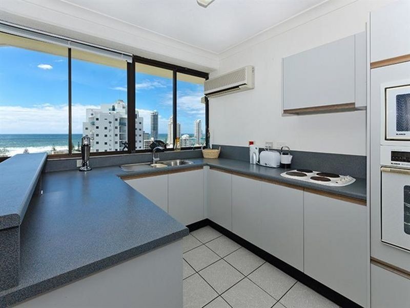 61/2890 Gold Coast Highway (Surfers Hawaiian), Surfers Paradise QLD 4217