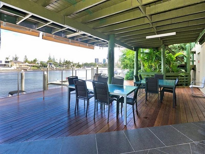 61/2890 Gold Coast Highway (Surfers Hawaiian), Surfers Paradise QLD 4217