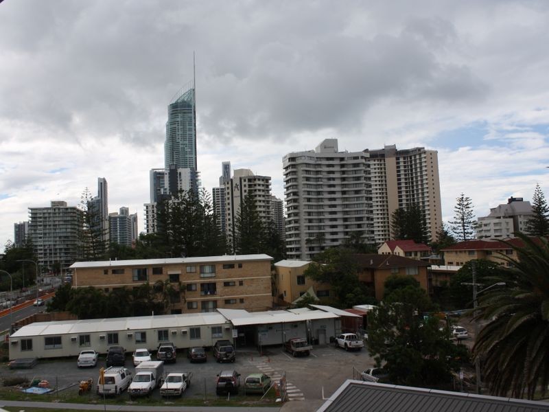 305/18 Fern Street (Mantra Wings), Surfers Paradise QLD 4217