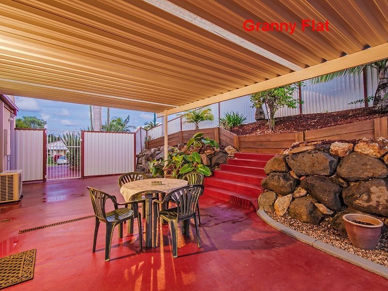 25 Gainsborough Drive, Varsity Lakes QLD 4227